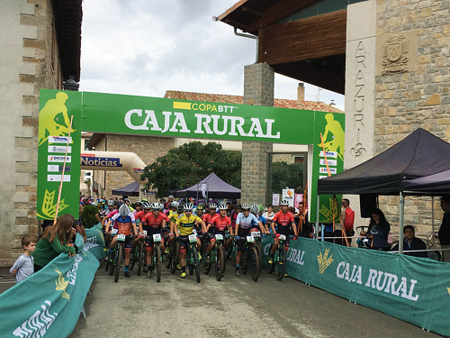 Salida de la Copa Caja Rural BTT 2019 en Arazuri